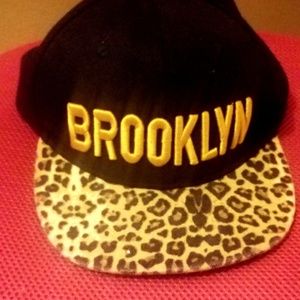 Fashion Women Brokelyn Leopard cap